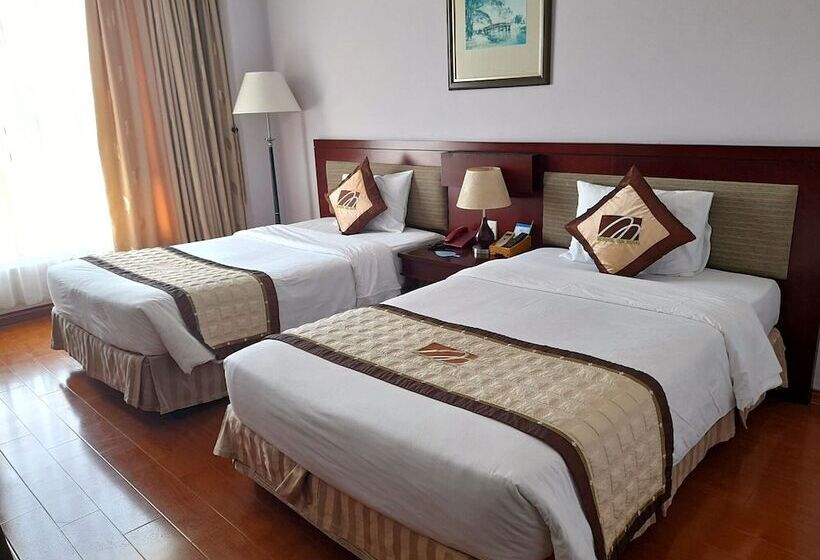 اتاق سوپریور با چشمانداز شهر, Mondial Hotel Hue