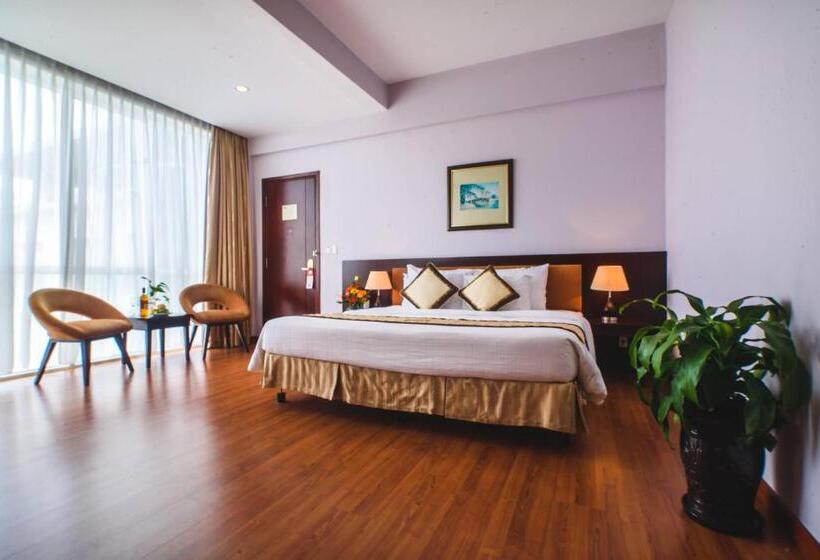 اتاق لوکس با چشمانداز شهر, Mondial Hotel Hue