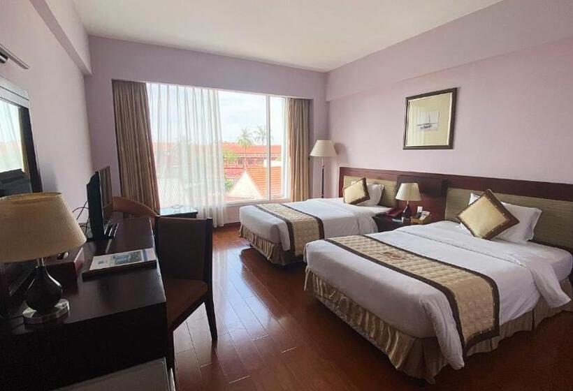 اتاق استاندارد با چشمانداز شهر, Mondial Hotel Hue