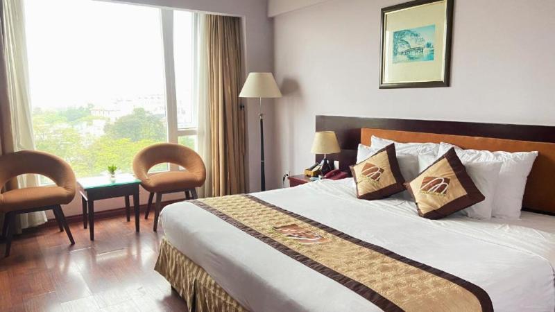 اتاق سوپریور با چشم‌انداز شهر, Mondial Hotel Hue