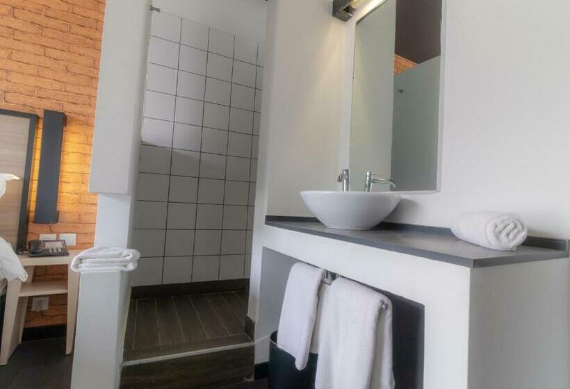 اتاق استاندارد, Onomo Hotel Dakar