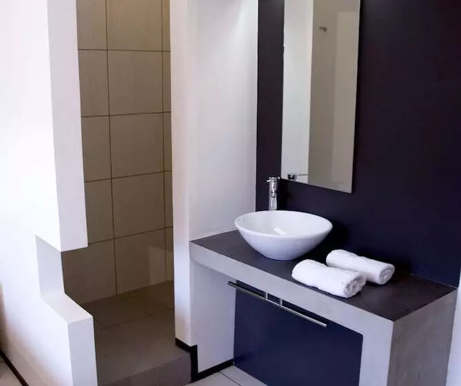 اتاق استاندارد, Onomo Hotel Dakar