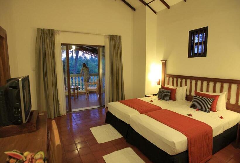 غرفة سوبيريور مزودة بشرفة, Siddhalepa Ayurveda Resort All Meals Ayurveda Treatment And Yoga