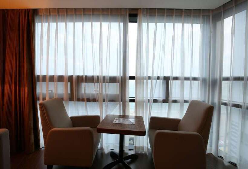 سوییت اجرایی, Sunset