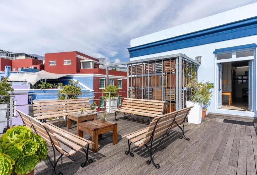 スタンダードルーム, The Charles Cafe & Guesthouse