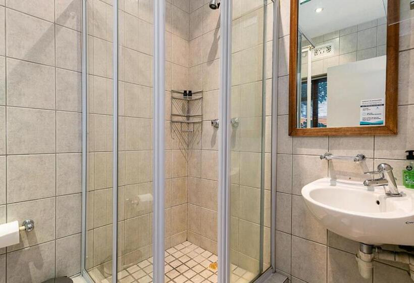 １ベッドルームのデラックスアパートメント, The Charles Cafe & Guesthouse