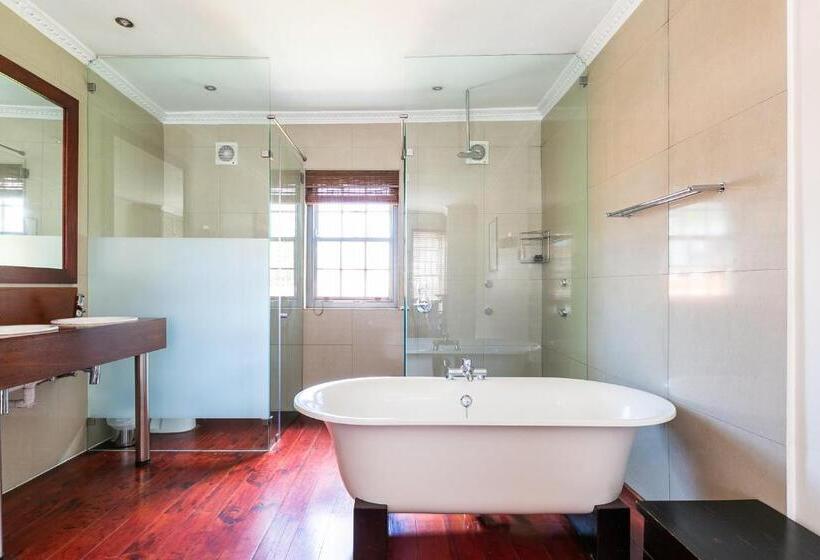 １ベッドルームアパートメント, The Charles Cafe & Guesthouse