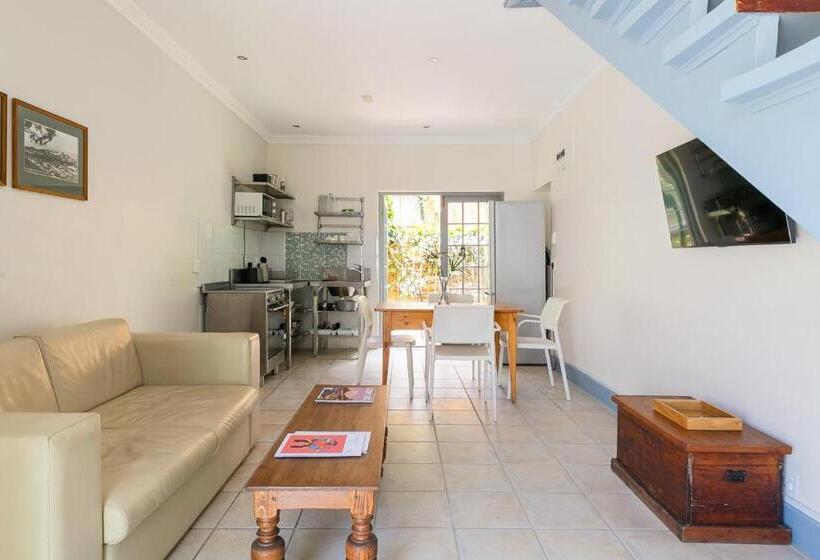 １ベッドルームアパートメント, The Charles Cafe & Guesthouse