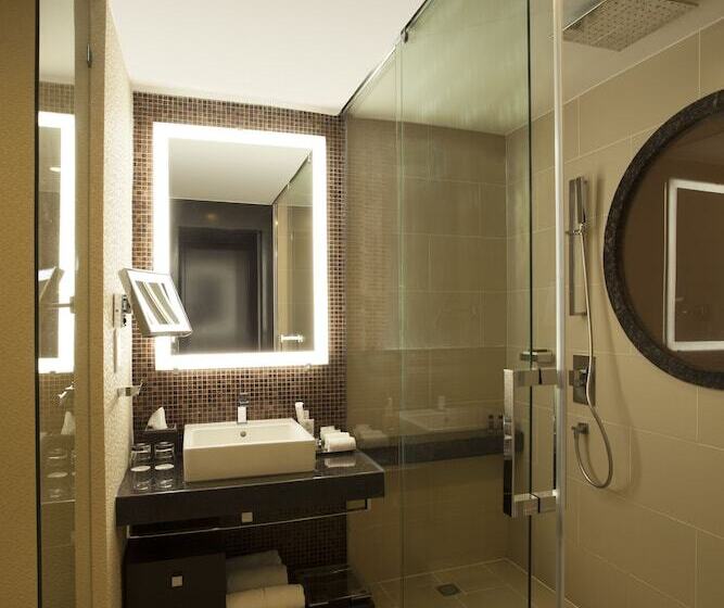 수피리어 룸, The Oterra