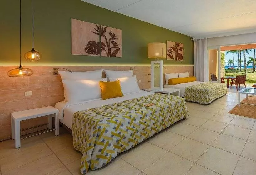 اتاق استاندارد در طبقه همکف, Victoria Beachcomber Resort & Spa