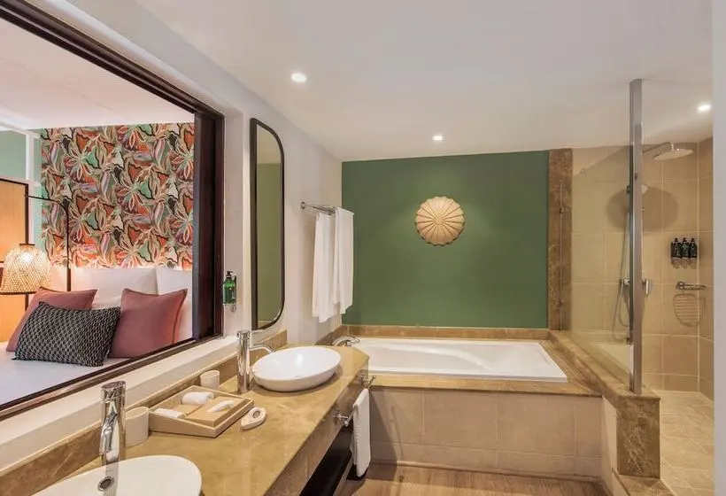 اتاق استاندارد در طبقه همکف, Victoria Beachcomber Resort & Spa