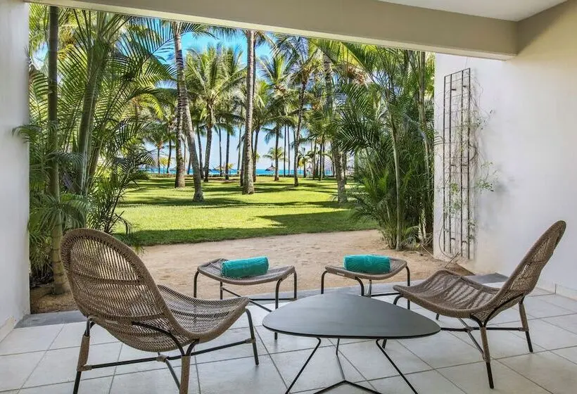 اتاق استاندارد در طبقه همکف, Victoria Beachcomber Resort & Spa