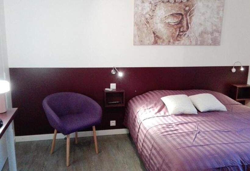 غرفة سوبيريور, Le Bouddha Besse