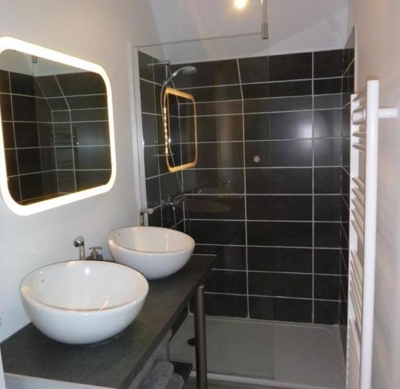 غرفة سوبيريور عائلية, Le Bouddha Besse