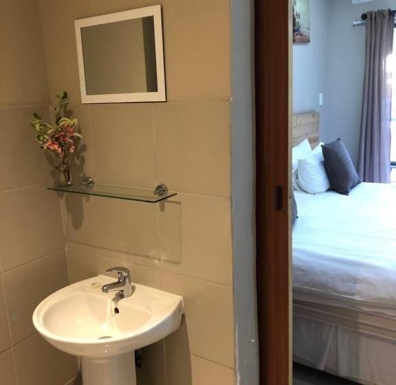 Номер Стандарт, Seaside Lodge B&b