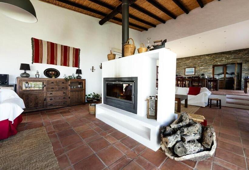 Дом 4 Спальни, Agroturismo Flores Do Campo