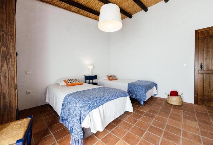 Дом 4 Спальни, Agroturismo Flores Do Campo