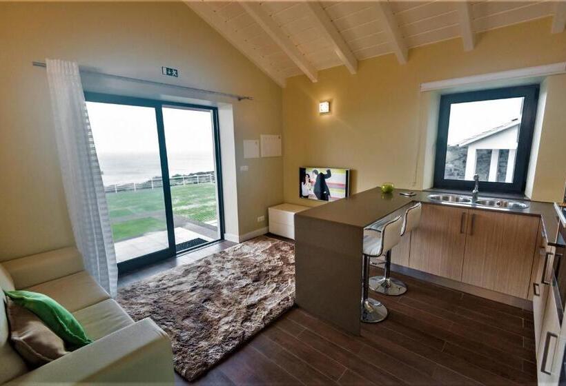 스탠다드 스튜디오 바다 전망, Quinta Do Basalto