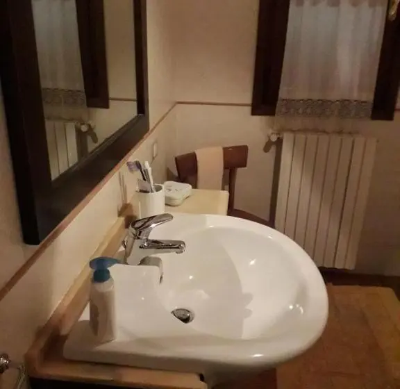 ファミリールーム, Camere Montalbano
