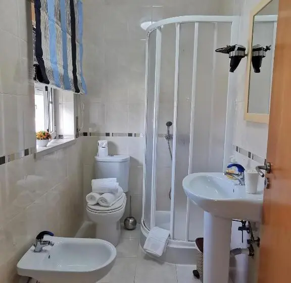 Standard Kolmen Hengen Huone, Ricky Guesthouse