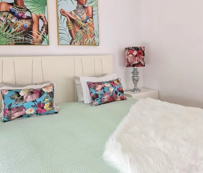 Standard Neljän Hengen Huone, Ricky Guesthouse