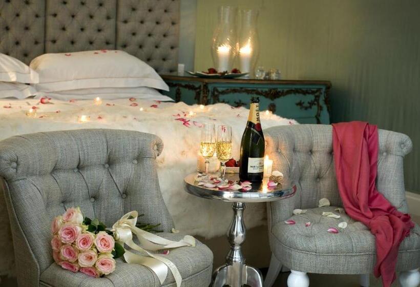 سوئیت با تخت بزرگ, Ricky Guesthouse