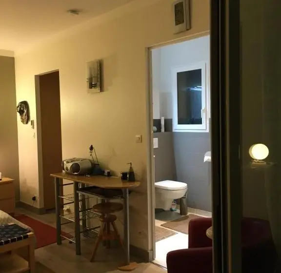 プールビュースタンダードルーム, La Chambre Des Amis