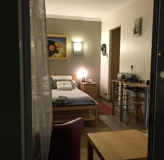 プールビュースタンダードルーム, La Chambre Des Amis