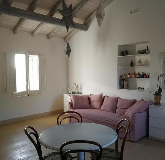 סוויטה עם טרסה, La Fragna