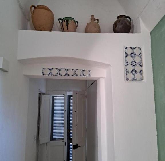 חדר משפחתי, La Fragna