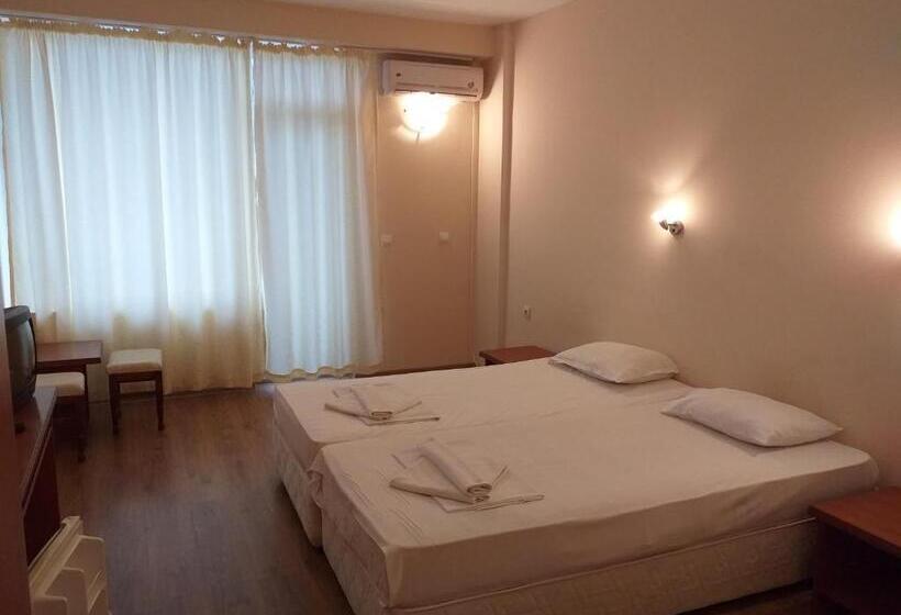 חדר סטנדרט, Seasons 2