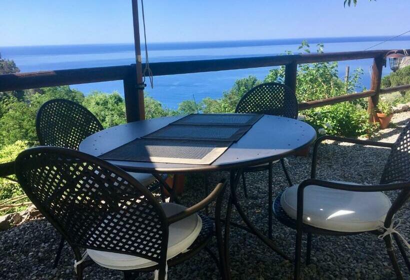 اتاق استاندارد با چشمانداز دریا, Villa Pietrafiore