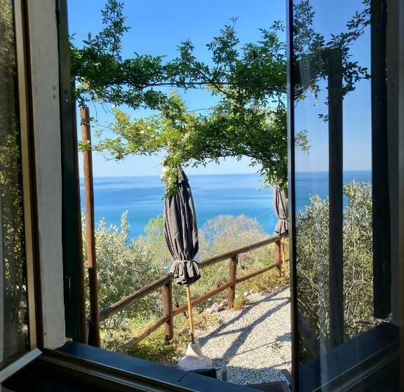 اتاق استاندارد با چشمانداز دریا, Villa Pietrafiore