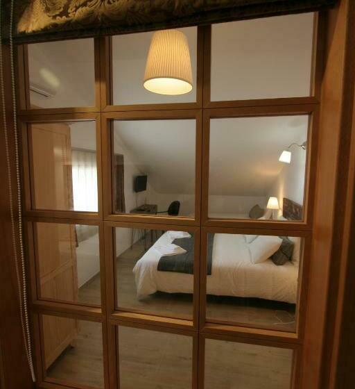 غرفة قياسية ثلاثية, Casa Lagoa