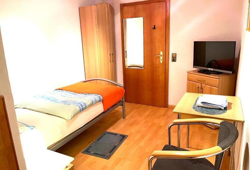 غرفة قياسية فردية, Pension Waldau