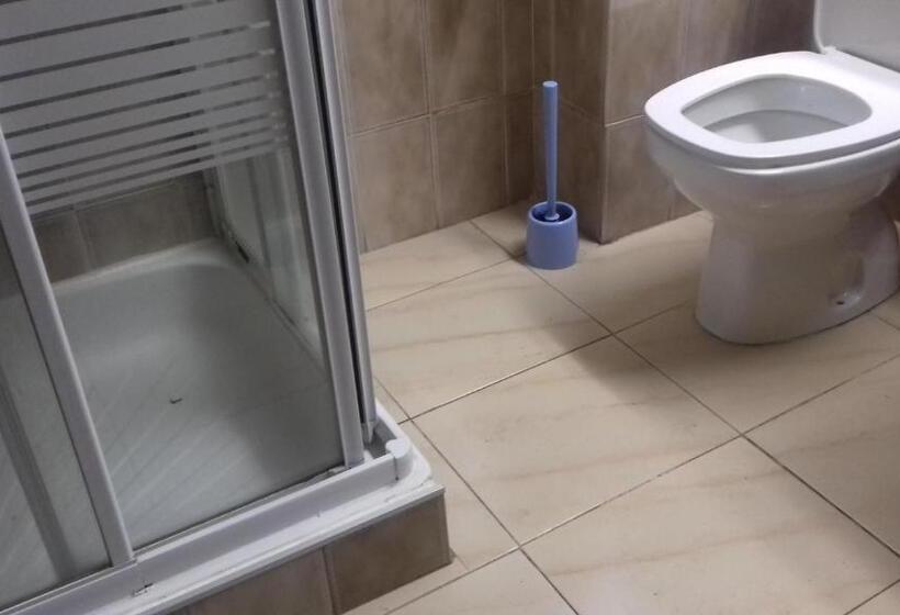 اتاق عادی, Residencia Diego Martinez