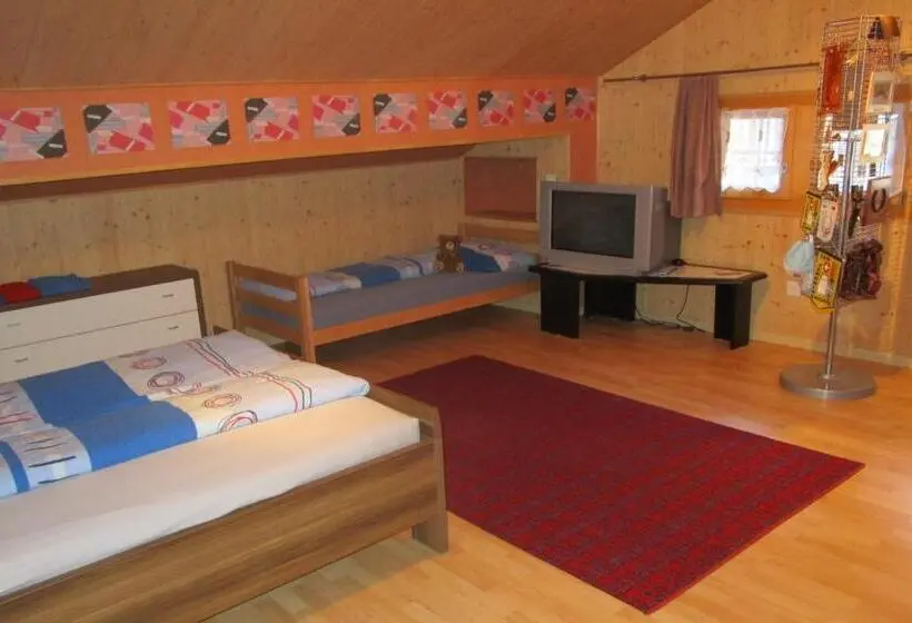 スタンダード4人部屋, Postman8 Bed And Breakfast