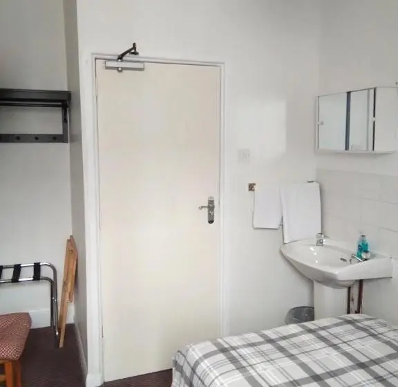 エコノミーシングルルーム, Comfort Guest House