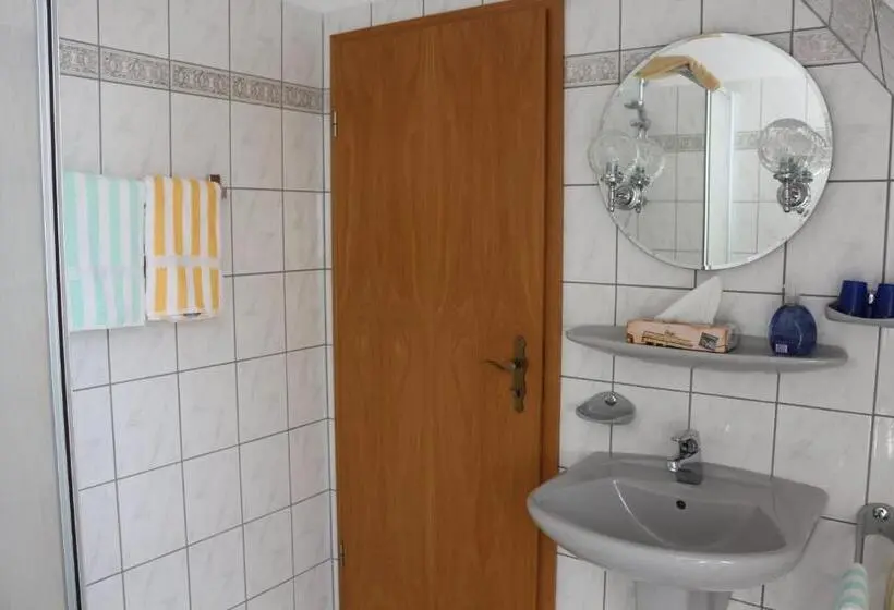 Chambre Standard, Gaststätte Feldkamp