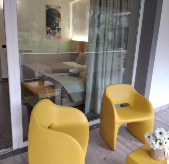 キングサイズベッドのスタンダードルーム, Rainbow Sweet Rooms