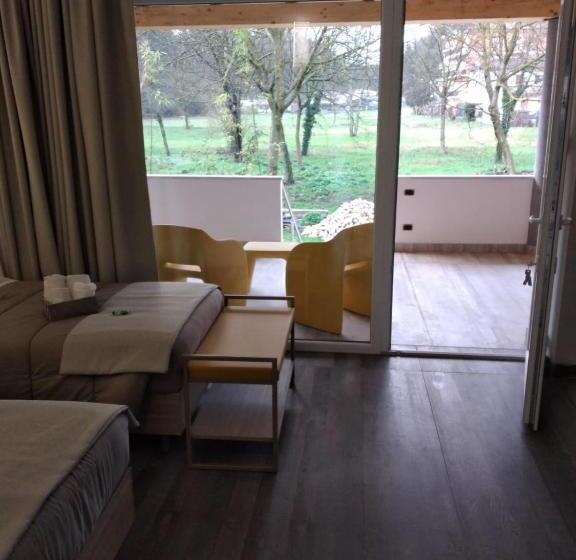 キングサイズベッドのスタンダードルーム, Rainbow Sweet Rooms