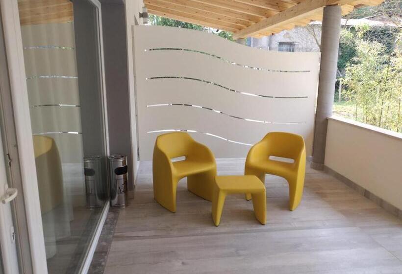 キングサイズベッドのスタンダードルーム, Rainbow Sweet Rooms