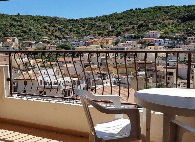 חדר דלוקס עם מרפסת, Su Pranu