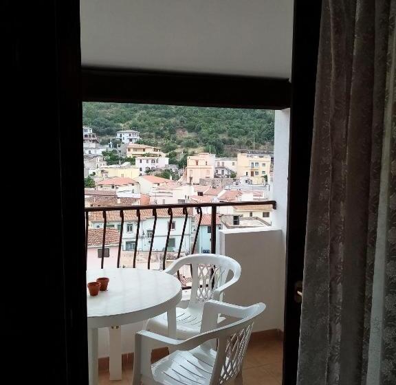 חדר דלוקס, Su Pranu