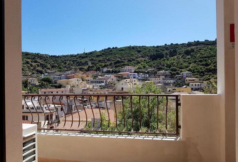 דירת חדר, Su Pranu