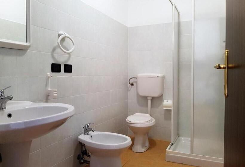 דירת שני חדרים, Su Pranu