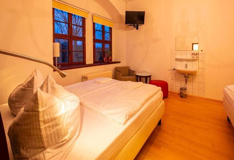 Четырехместный Номер Классик, Wasserschloss Podelwitz