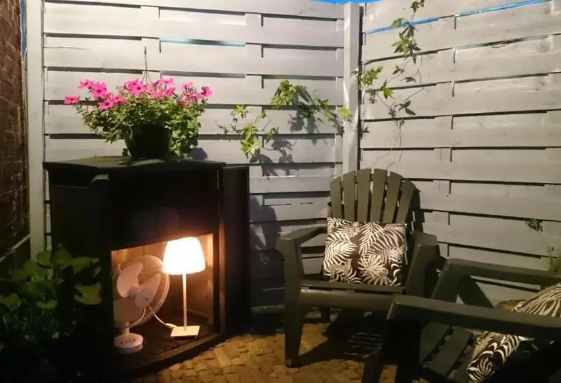 デラックススタジオ, B&b In De Dorpsstraat