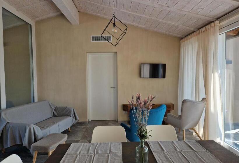 דירת שלושה חדרים, A Baracca Du Pei