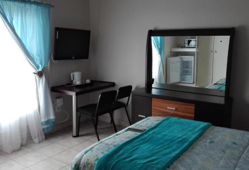 スタンダードルーム, Tropical Paradise Guest House